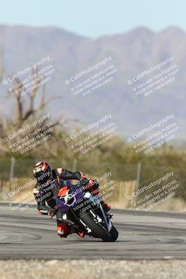 media/Dec-01-2025-Moto Forza (Mon) [[2daa91e15f]]/2-Intermediate Group/Session 3 (Turn 3)/